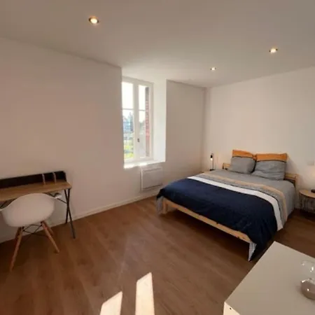 Le Modern Design Apartment Montlucon